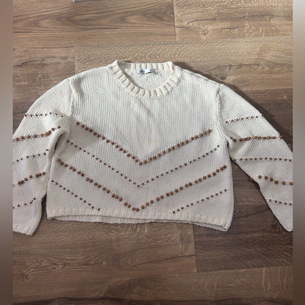 ZARA Cozy Cream Sweater with Brown Accents
